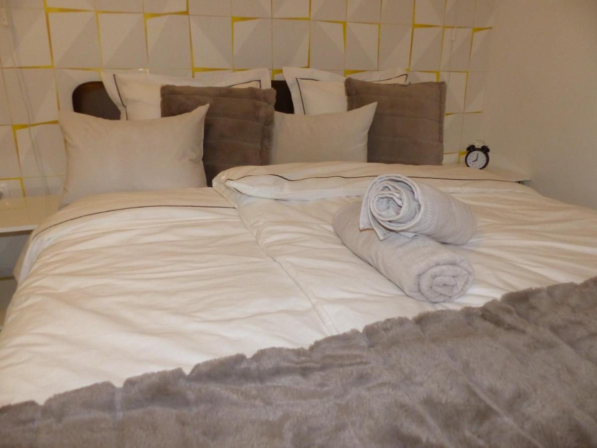 Apartment Avanti บูดาเปสต์ ภายนอก รูปภาพ
